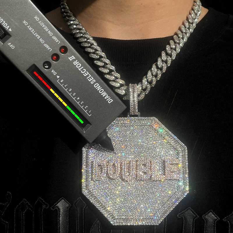Hip Hop Jewelry 925 Sterling Silver Full Vvs Moissanite Diamond Custom Iced Out Honeycomb Pendant for Men Women
Hip Hop Jewelry 925 Sterling Silver Full Vvs Moissanite Diamond Custom Iced Out Honeycomb Pendant for Men Women