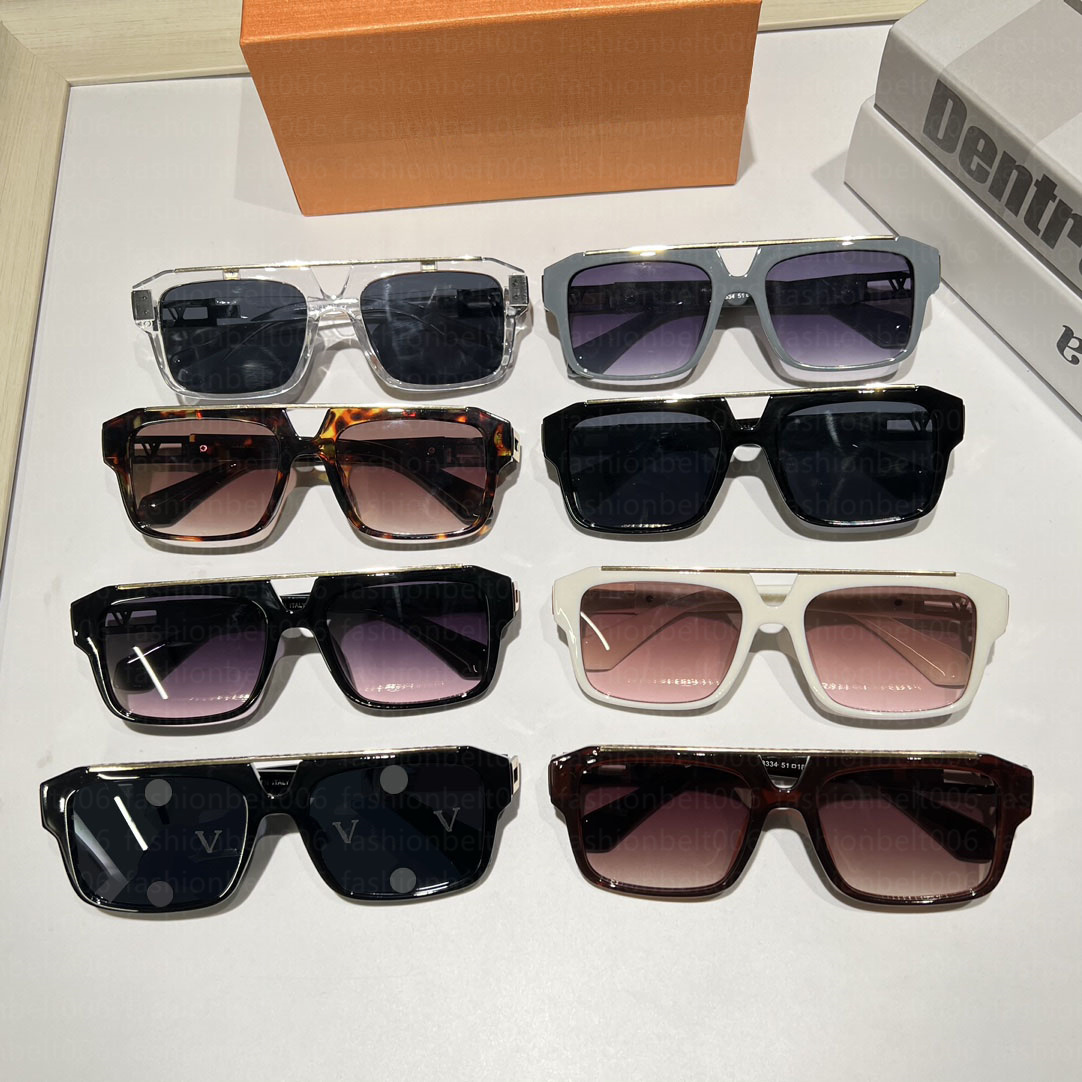 Luxury Designer Brand Sunglasses Designer Sunglass High Quality eyeglass Women Men Glasses Womens Sun glass UV400 lens Unisex With Box fashionbelt006
Luxury Designer Brand Sunglasses Designer Sunglass High Quality eyeglass Women Men Glasses Womens Sun glass UV400 lens Unisex With Box fashionbelt006