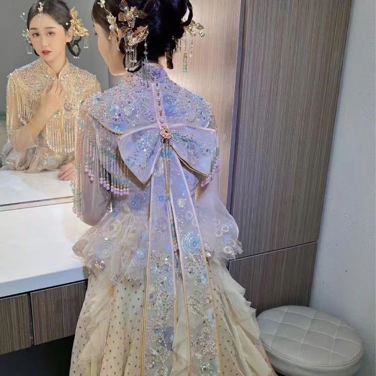 Embroidered clothing 2022 new toasting clothing wedding bride summer dragon phoenix jacket retro Chinese wedding dress appearance attire
Embroidered clothing 2022 new toasting clothing wedding bride summer dragon phoenix jacket retro Chinese wedding dress appearance attire