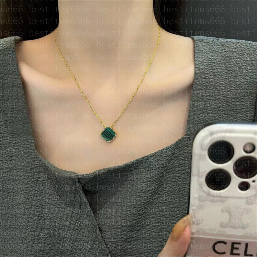Fashion Classic 4/Four Leaf Clover Pendants Necklaces Mother-of-Pearl Stainless Steel Plated 18KWomen&Girl Valentine's Mother's Day Engagement Turquoise Jewelry 018
Fashion Classic 4/Four Leaf Clover Pendants Necklaces Mother-of-Pearl Stainless Steel Plated 18KWomen&Girl Valentine's Mother's Day Engagement Turquoise Jewelry 018