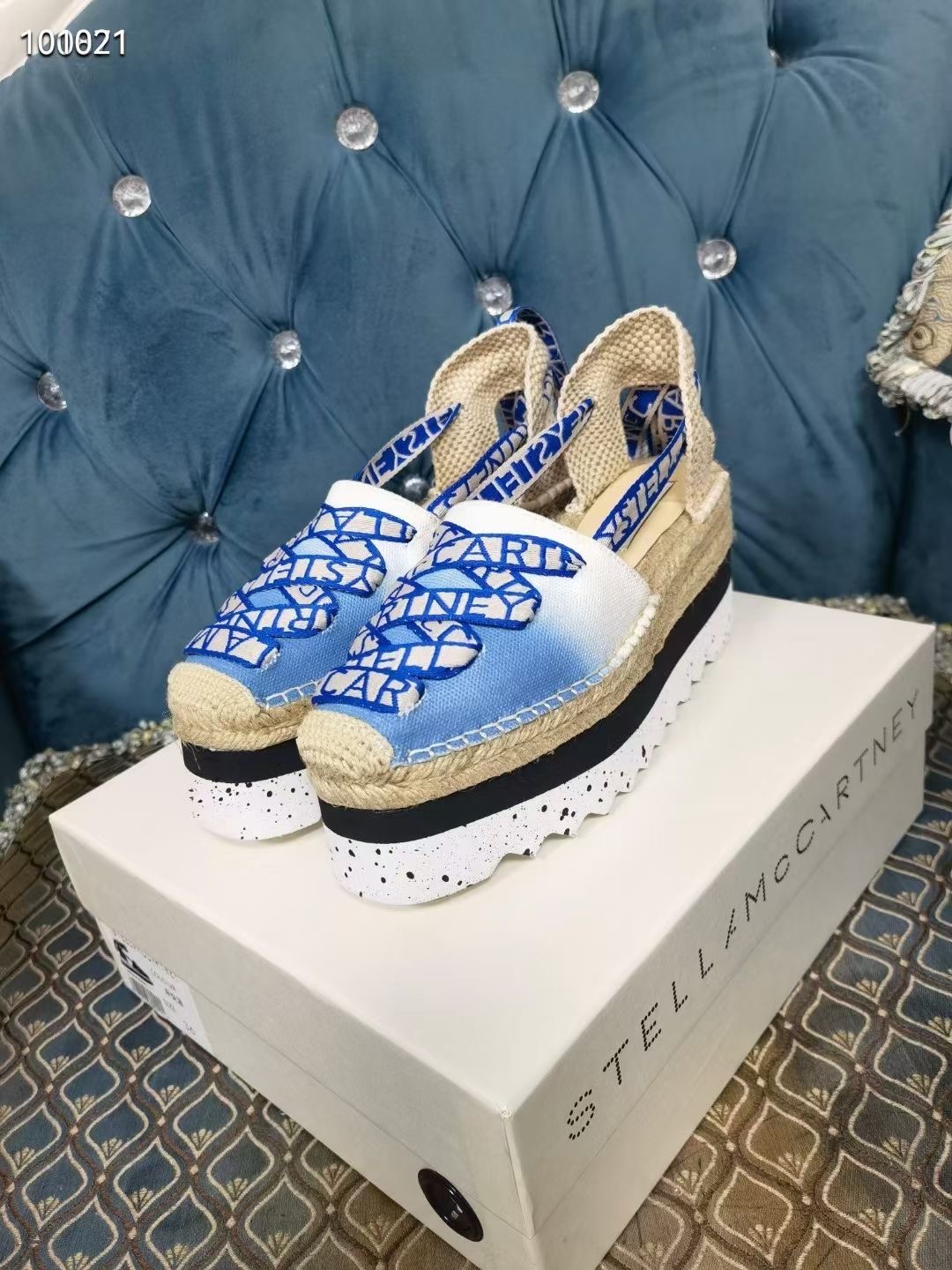Gadient Blue White Stella Mccartney Sandals Gaia Espadrilles Straw Platform 8cm Increasing Fashion Wedge Denim Summer Shoes
Gadient Blue White Stella Mccartney Sandals Gaia Espadrilles Straw Platform 8cm Increasing Fashion Wedge Denim Summer Shoes