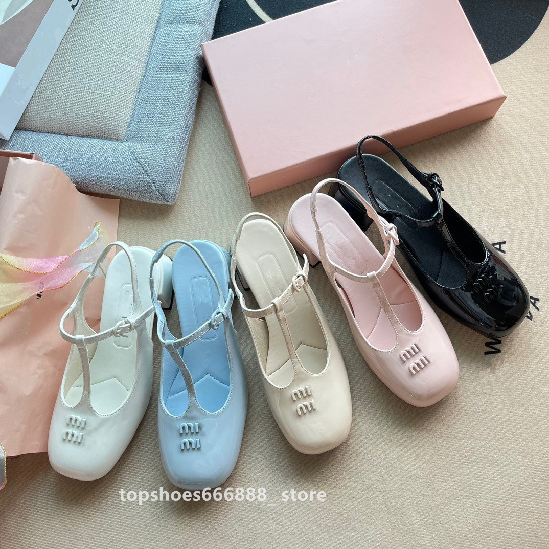 2023 Girls Leather Shoes for Wedding Brand designer School jelly Shoes Children Dress Shoes Princess Sweet Kids Mary Janes Classic miu macaron sandal