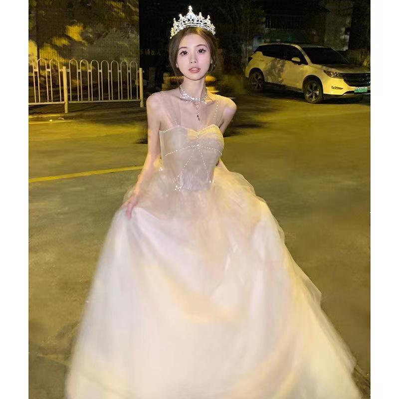 High end evening dress, women's banquet temperament, light luxury, small crowd, adult gift, birthday princess dress, host, art exam, performance, uniform
High end evening dress, women's banquet temperament, light luxury, small crowd, adult gift, birthday princess dress, host, art exam, performance, uniform