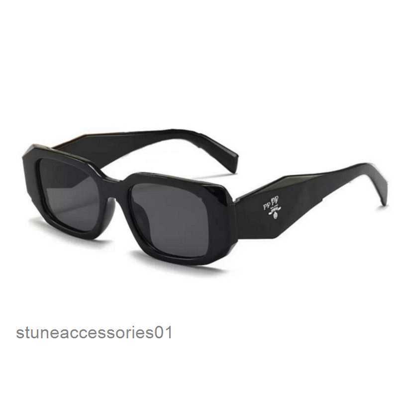 Designer Sunglasses Classic Eyeglasses Goggle Outdoor Beach Sun Glasses For Man Woman Mix Color Optional Triangular signature
Designer Sunglasses Classic Eyeglasses Goggle Outdoor Beach Sun Glasses For Man Woman Mix Color Optional Triangular signature