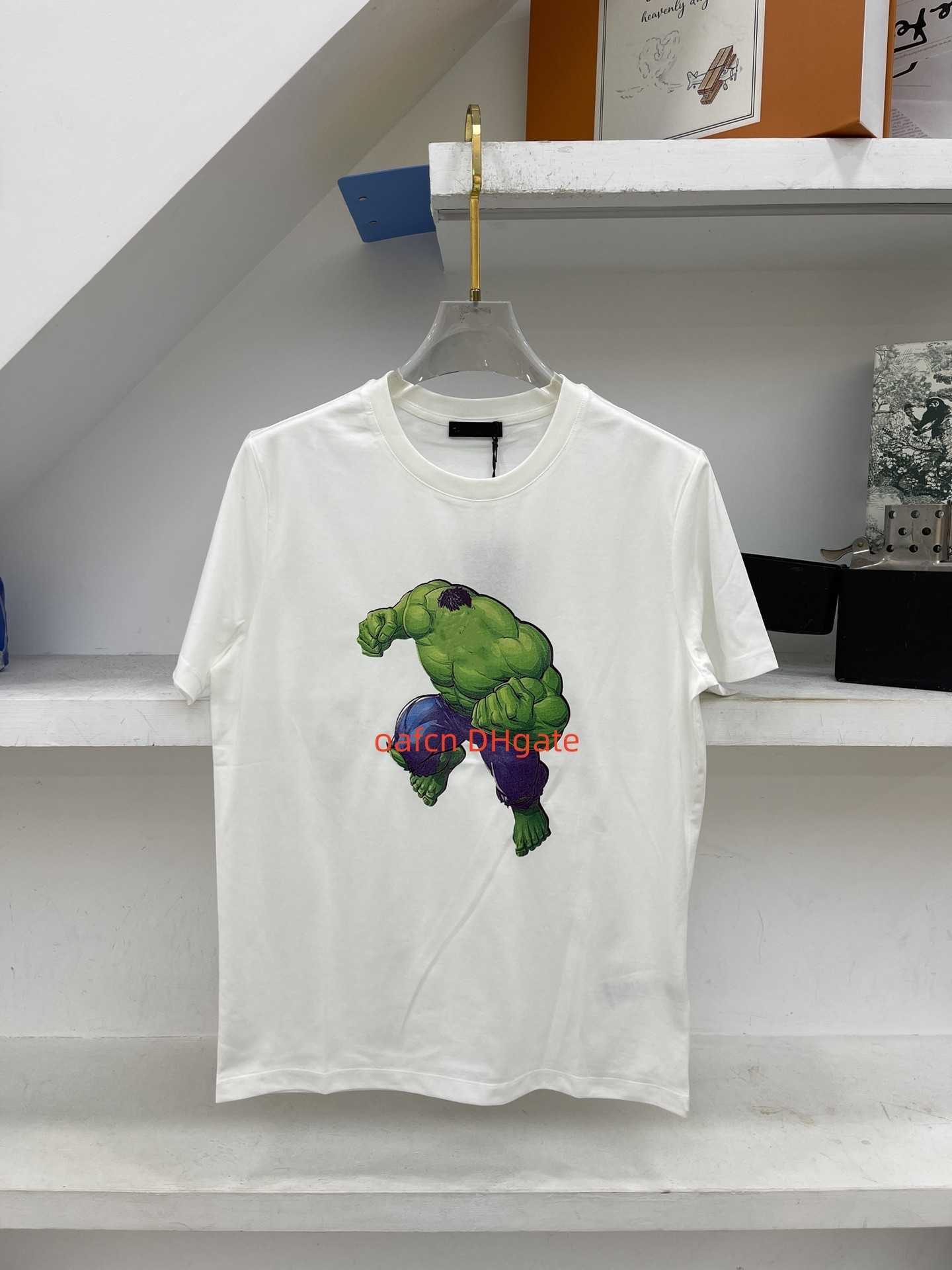 23SS Designer Men's and Women's T-shirt Graffiti Letter Direct Spray Printing Men's T-shirt Cotton Casual Shirt Short Sleeve Luxury Hip Hop Street Top, Beige
23SS Designer Men's and Women's T-shirt Graffiti Letter Direct Spray Printing Men's T-shirt Cotton Casual Shirt Short Sleeve Luxury Hip Hop Street Top, Beige