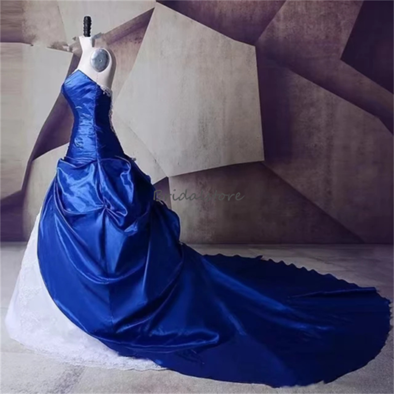 Vintage Royal Blue With White Wedding Dress 2023 Elegant A Line Gothic Lace Country Wedding Gowns Corset Pleat Garden Bridal vestidos de novia robe de