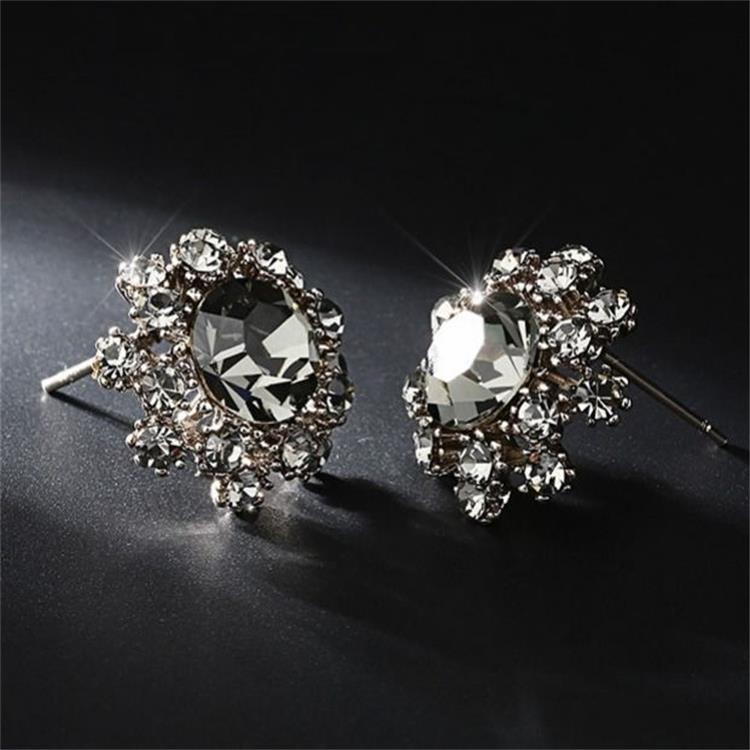 Designer Fashionable Charm Earrings - Sparkling Rhinestone Accents Ideal for Celebrations