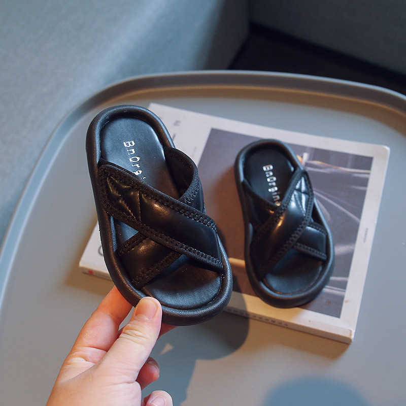 Sandals Slipper Kids Summer Slippers for Girls Boys Fashion Simple Bath Swimming Children Beach Slides Indoor Outdoor Slippers Sandals Anti-skid R2305