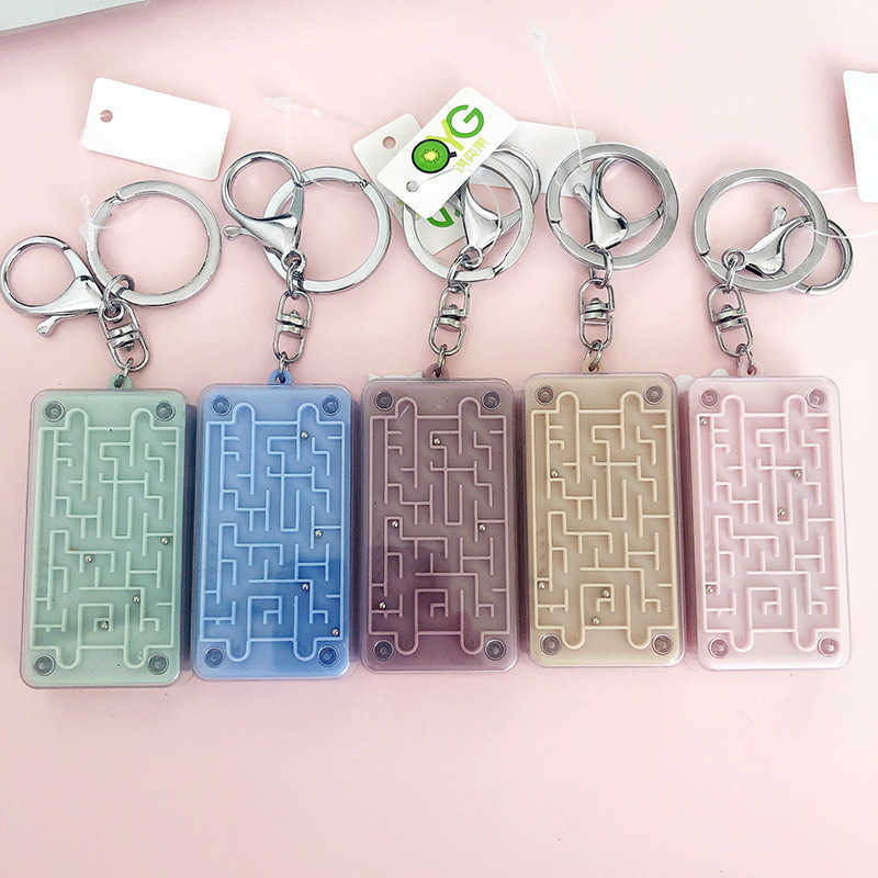 Key Rings Cartoon Mini Calculator Cute Animal Cat Panda Dog Keychain Maze Toy Car Keyring Student Gift Sleutelhanger G230526