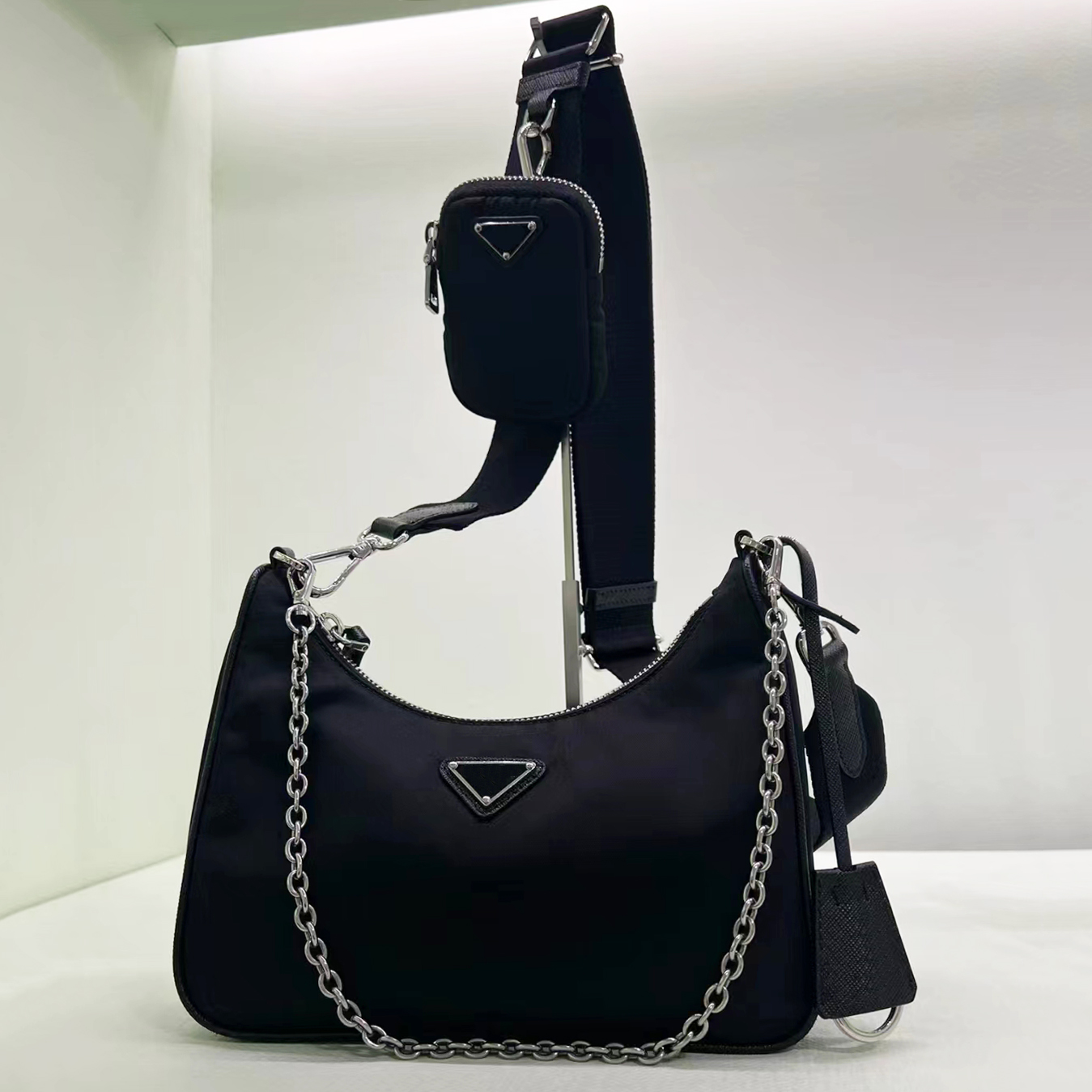 2005 Edition designer bags Wholesale tote bag canvas hobo handbag for women Shoulder Bagss Chest pack lady chains handbags purse messenger handbags nylon wallet, #1
2005 Edition designer bags Wholesale tote bag canvas hobo handbag for women Shoulder Bagss Chest pack lady chains handbags purse messenger handbags nylon wallet, #1