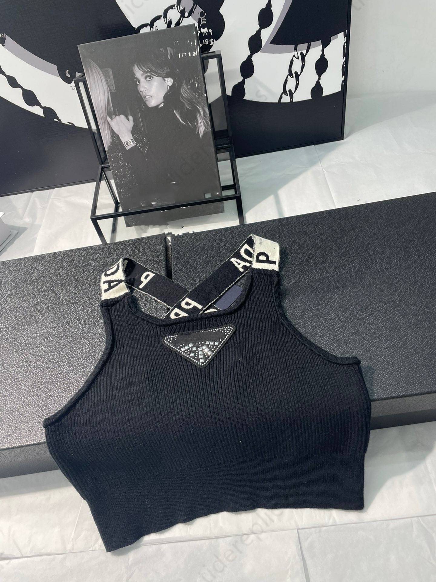 designer top tank top crop top designer clothes women t shirt womens clothes Embroidery Ruched Ruffle Bow Button Lace Print Rhinestone Vest Yoga Tees Sheer Sequins A8, Style 14
designer top tank top crop top designer clothes women t shirt womens clothes Embroidery Ruched Ruffle Bow Button Lace Print Rhinestone Vest Yoga Tees Sheer Sequins A8, Style 14