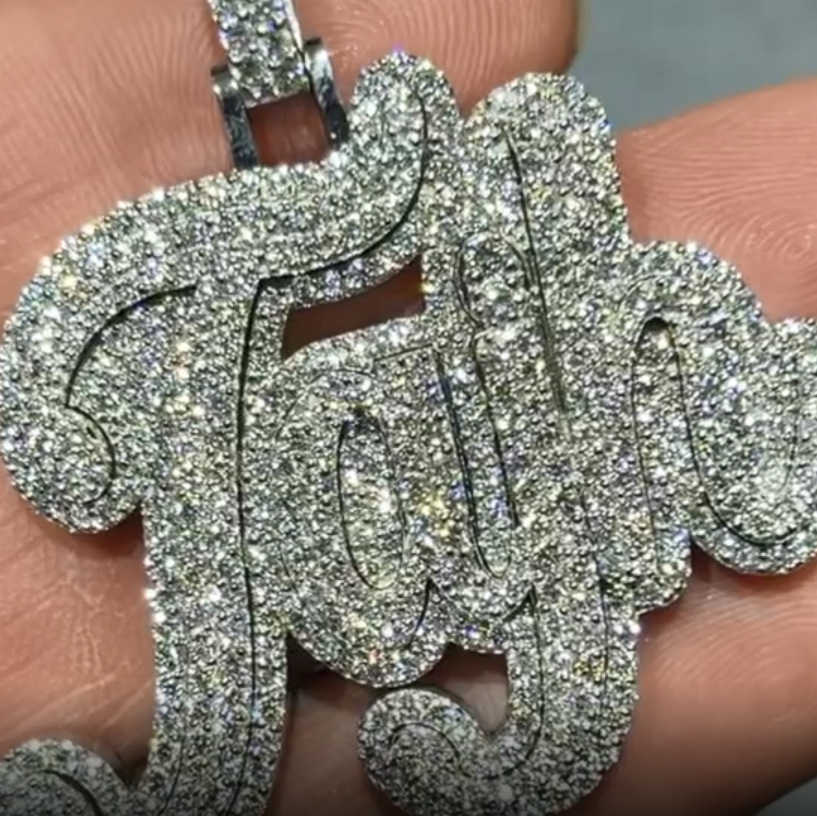 2023 New Fine Jewellery Custom Moissanite Charm Pendant Chain Necklace with 925 Sliver for Men or Women
