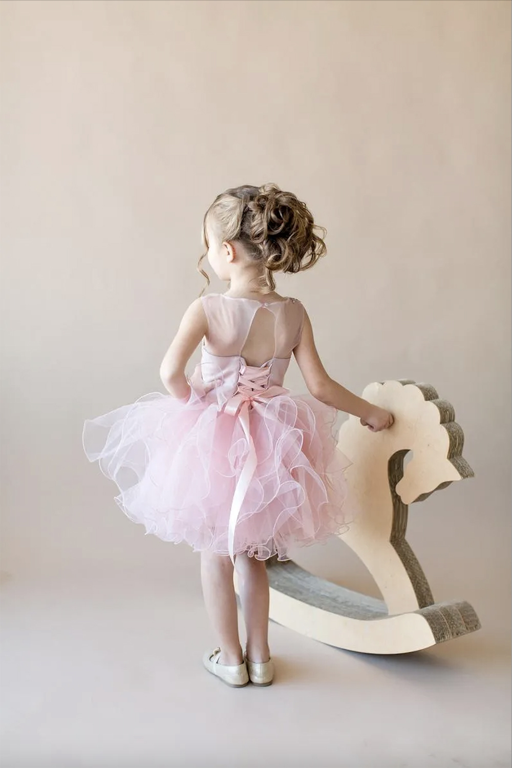 Blush Pink Hand Made Flowers Flower Girl Dress Short Lace Appliqued Girl Formal Wedding Dresses Cute Princess Birthday Party Gown