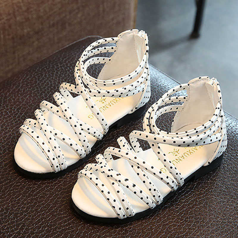 Sandals New Summer Girls Sandals Style Girls Shoes Hollow Weave Beach Shoes Fashion Princess Kids Sandals With Zipper R230529