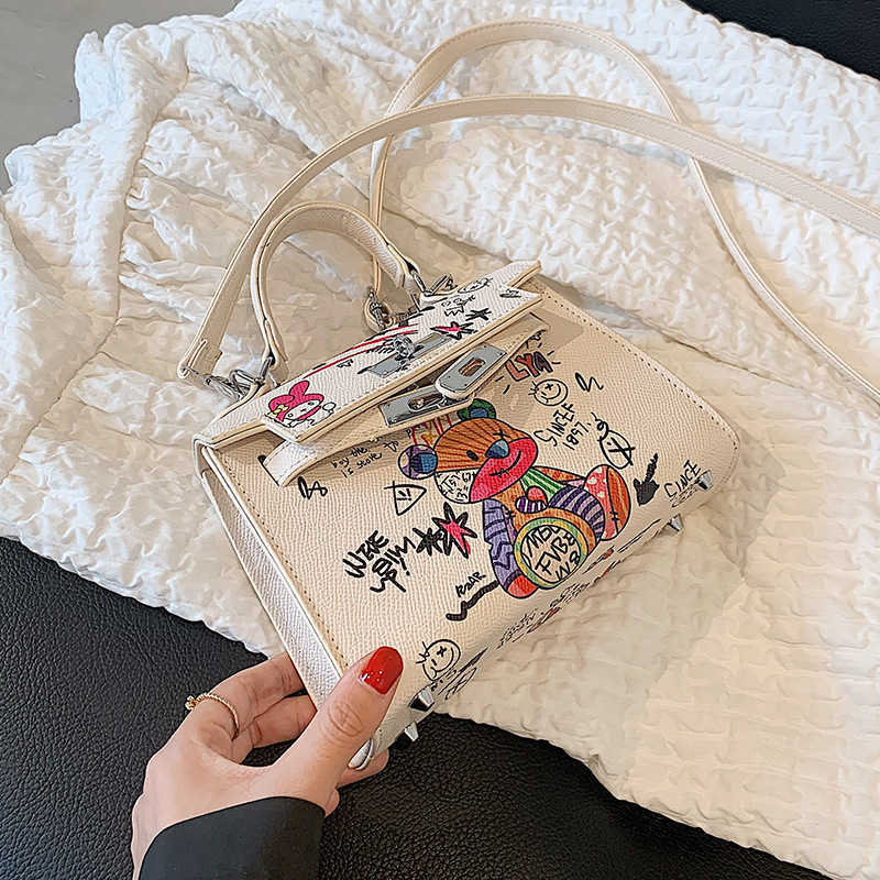 Net Red Small Shoulder Bag Women s Summer Versatile 2023 New Fashion Messenger Portable Square Handbag 230529
