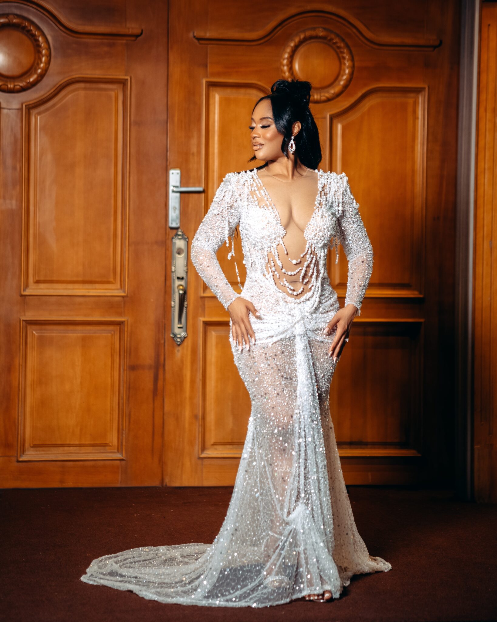2023 Arabic Aso Ebi White Mermaid Wedding Dress Pearls Sequined Lace See Through Bridal Gowns Dresses ZJ322