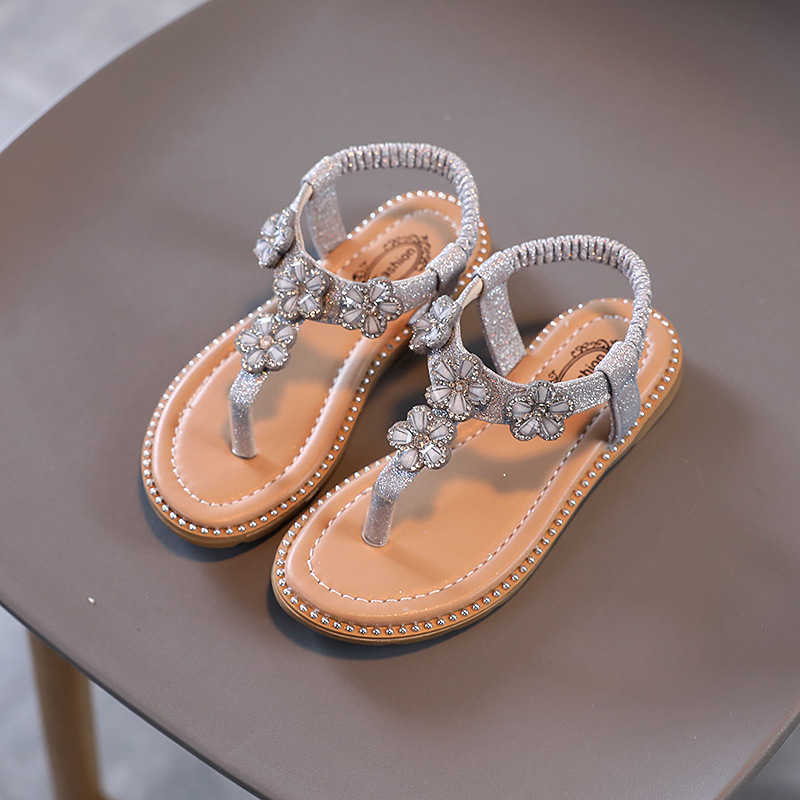 Sandals New Summer Children's Beach Sandals for Girls Fashion Soft Sole Princess Shoes Kids Rhinestone Flower Casual Flip Flops Sandales R230529