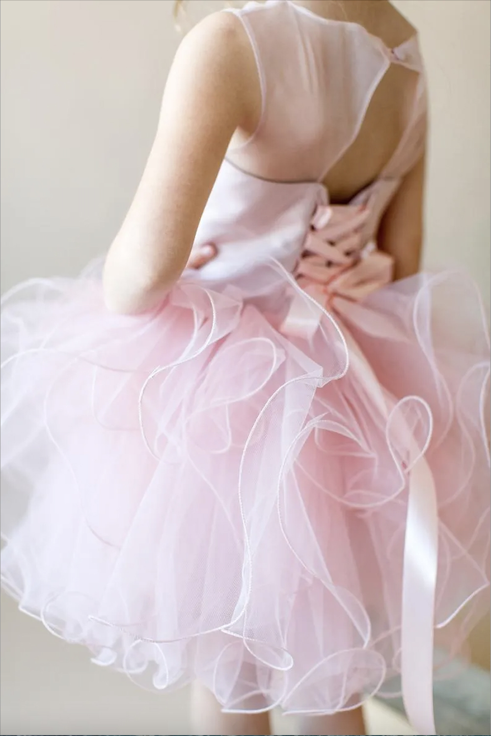 Blush Pink Hand Made Flowers Flower Girl Dress Short Lace Appliqued Girl Formal Wedding Dresses Cute Princess Birthday Party Gown