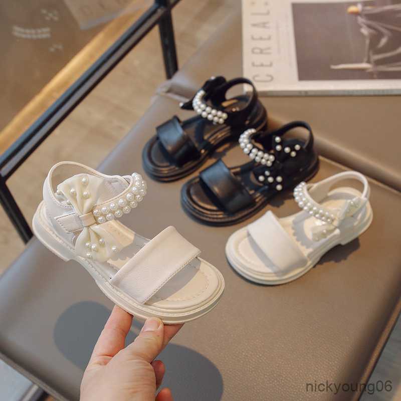 Sandals Girls' Sandals 2023 Summer New Open-toes Students Kids Beach Shoes Pearls Beading with Bowtie Princess Sweet Children Sandals R230529
