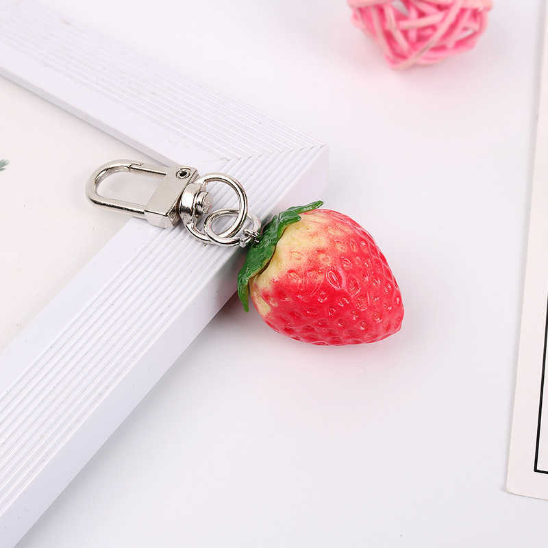 Key Rings Creative and Fun Simulation Food Car Cute Fruit Strawberry Orange Keychain Women's Bag Charm Jewelry Gift Chaveiro G230526