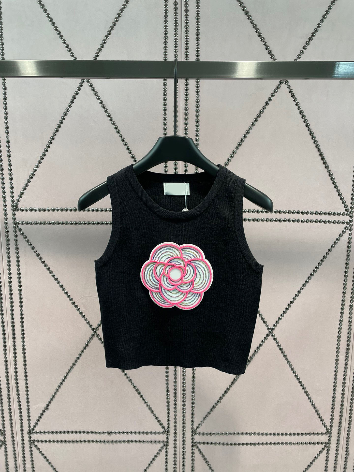 Women's O-neck Tanks Sweaters Sleeveless Knits 2023 Fashion Flower Short Tops Summer Women Casual Top Tees, White
Women's O-neck Tanks Sweaters Sleeveless Knits 2023 Fashion Flower Short Tops Summer Women Casual Top Tees, White
