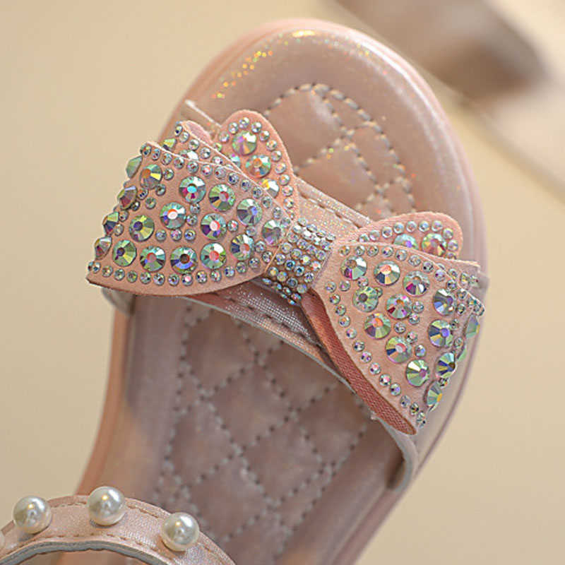 Sandals Kids New Flat Sandals Bow Rhinestone Girls Princess Summer Shoes Children Open Toe Pearl Beach Sandals Size 26-36 R230529