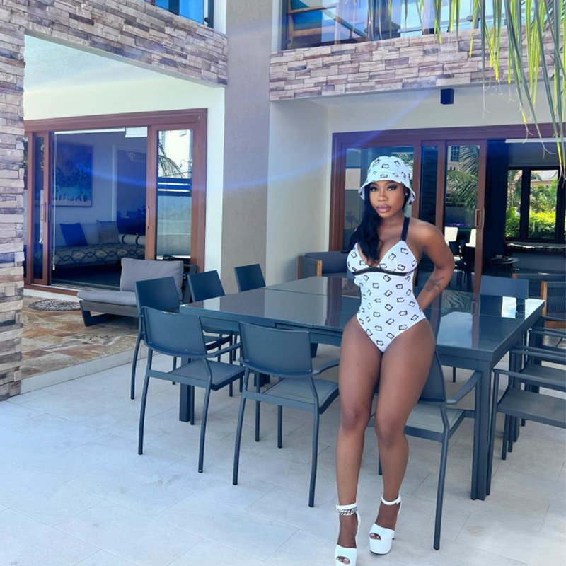 D Designer G Bikinis For Woman luxury Designers Swim Wear Sexy Swimsuits One Piece Bikini Swimwear Woman Wearing Bathing Suits Swimsuit, White
D Designer G Bikinis For Woman luxury Designers Swim Wear Sexy Swimsuits One Piece Bikini Swimwear Woman Wearing Bathing Suits Swimsuit, White
