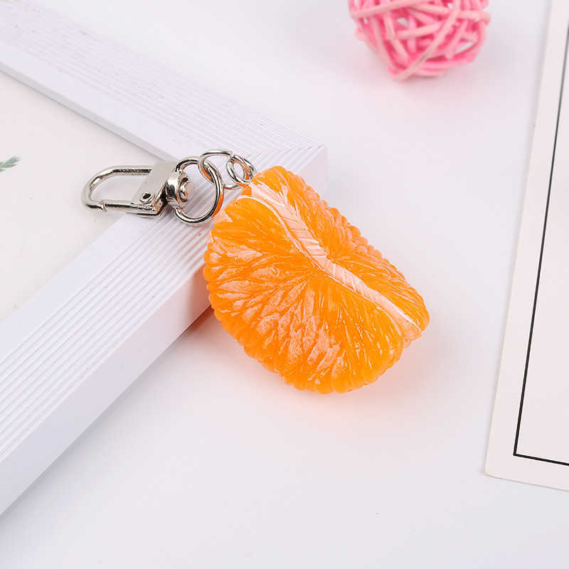 Key Rings Creative and Fun Simulation Food Car Cute Fruit Strawberry Orange Keychain Women's Bag Charm Jewelry Gift Chaveiro G230526