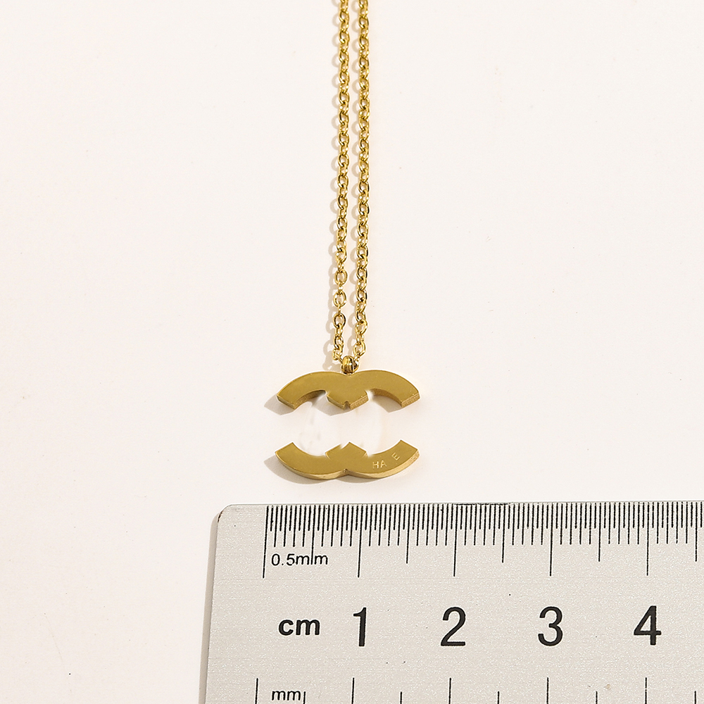 Never Fading Luxury Brand Designer Pendants Necklaces Plated Stainless Steel Gold Silver Double Letter Choker Pendant Necklace Chain Jewelry Accessories Gifts
Never Fading Luxury Brand Designer Pendants Necklaces Plated Stainless Steel Gold Silver Double Letter Choker Pendant Necklace Chain Jewelry Accessories Gifts