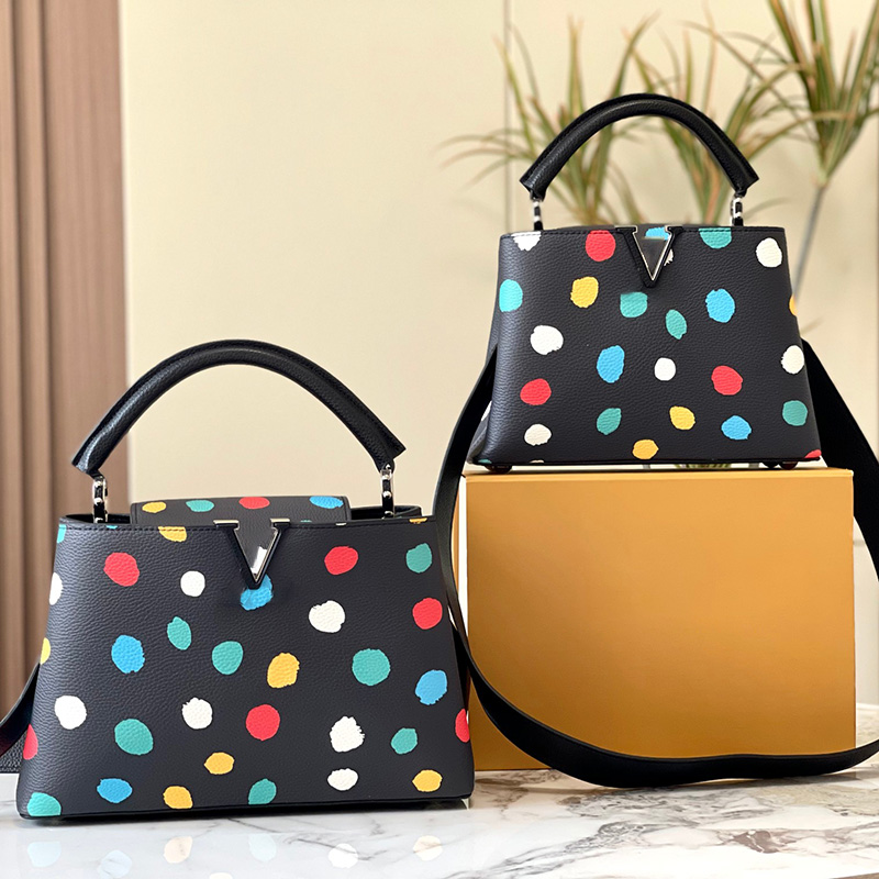 Designer the Tote Bags High Quality Women Handbags with Polka Dot Pattern Luxury Shoulder Bags Soft Leather Crossbody Bags New Messenger Bag Embossed Clutch Bags
Designer the Tote Bags High Quality Women Handbags with Polka Dot Pattern Luxury Shoulder Bags Soft Leather Crossbody Bags New Messenger Bag Embossed Clutch Bags