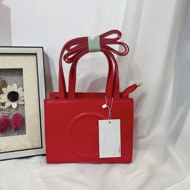 Tote Bag telfars bag Designer bag Soft Leather Handbags Women Handbag Crossbody Luxury Fashion Shopping Pink White black ct0530
Tote Bag telfars bag Designer bag Soft Leather Handbags Women Handbag Crossbody Luxury Fashion Shopping Pink White black ct0530