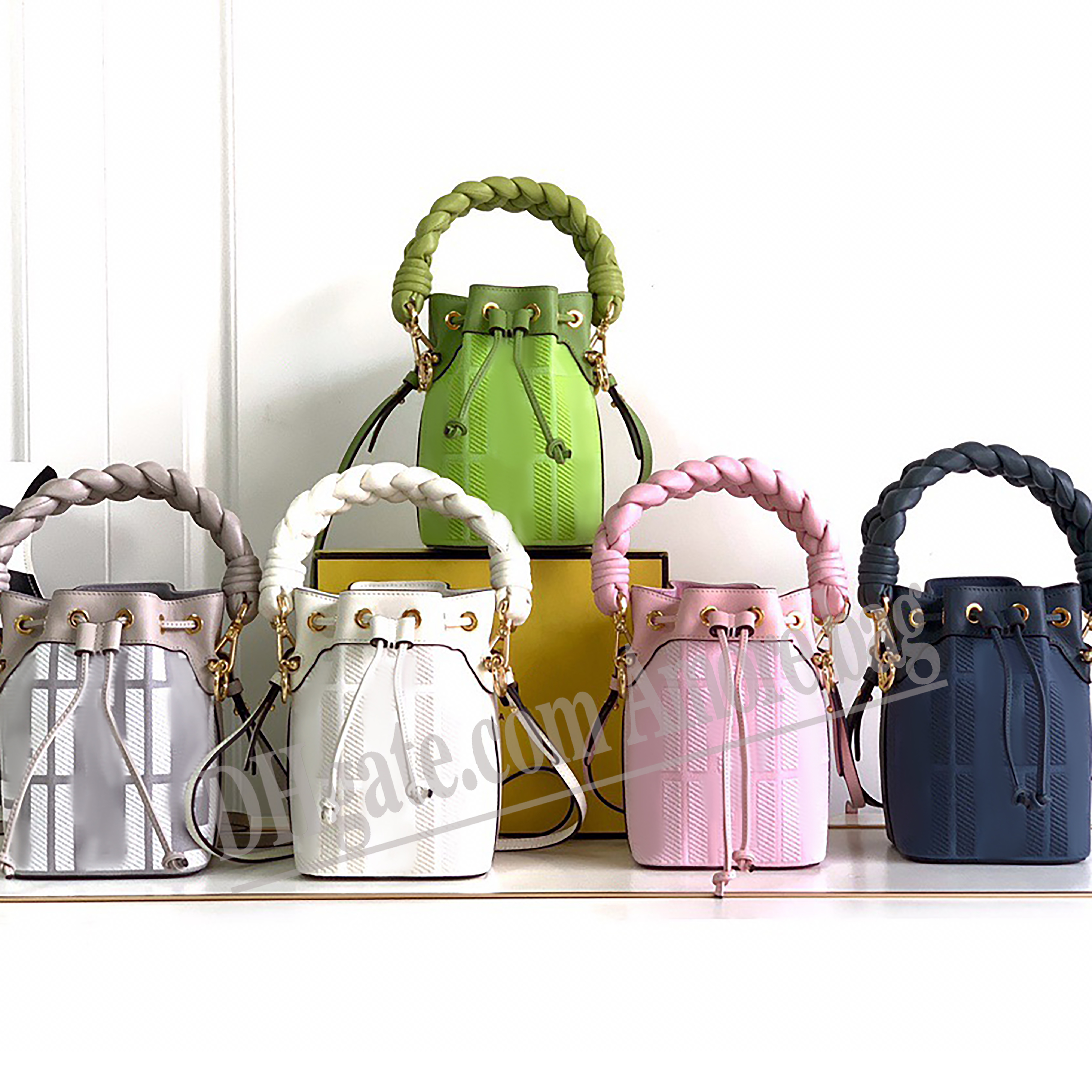 Mon Tresor mini Bucket Bag luxury Designer Crossbody Shoulder Bags Drawstring Handbag Multicolour mini tote handbags women handlebags
Mon Tresor mini Bucket Bag luxury Designer Crossbody Shoulder Bags Drawstring Handbag Multicolour mini tote handbags women handlebags