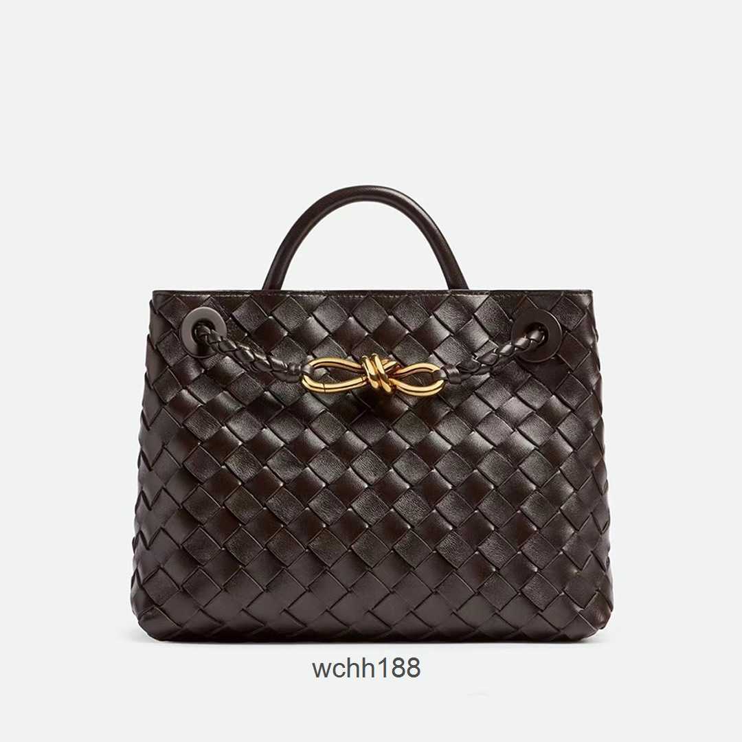 Designer 2023 Bag Bottegas Evening Andiamo Fashion Candy Totes Girl Spring Woven Fashion Metal Tote Design Bags One Shoulder Handheld Women's G8p0, Ink green
Designer 2023 Bag Bottegas Evening Andiamo Fashion Candy Totes Girl Spring Woven Fashion Metal Tote Design Bags One Shoulder Handheld Women's G8p0, Ink green