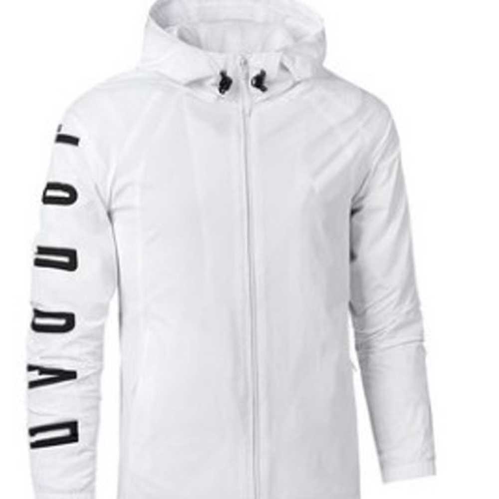 Fashion-Designer Mens Windbreaker Brand Thin Jacket Active Running Outer Men's Jackets Sports Wear Coats 55SG, White
Fashion-Designer Mens Windbreaker Brand Thin Jacket Active Running Outer Men's Jackets Sports Wear Coats 55SG, White