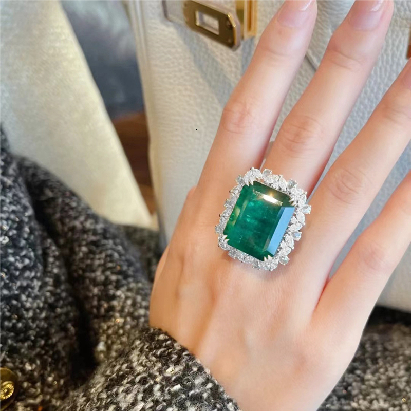 Solitaire Ring Japanese And Korean High Quality Fashion Emerald Ring Ladies All Match Birthday Party High End Jewelry Gift 23