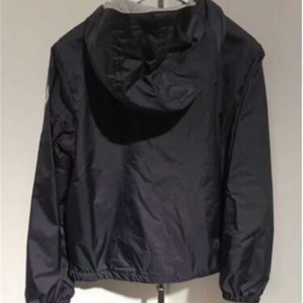 2021 spring/summer New pattern high-quality brand mens designer jackets Classic men thin windbreaker waterproof coat Jackets 92GM, Women white
2021 spring/summer New pattern high-quality brand mens designer jackets Classic men thin windbreaker waterproof coat Jackets 92GM, Women white
