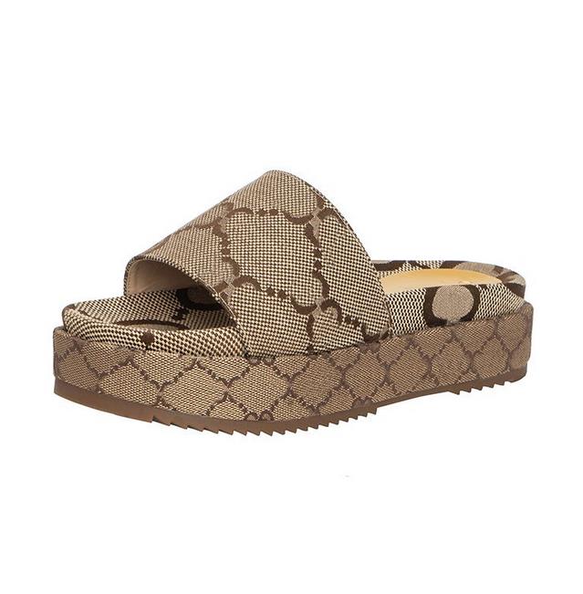 New Beach Slippers Fashion Thick Bottom Designer Women Shoes Cartoon Alphabet Lady Platform Leather Heels letter Slides Sexy High Heel Sandals, Beige
New Beach Slippers Fashion Thick Bottom Designer Women Shoes Cartoon Alphabet Lady Platform Leather Heels letter Slides Sexy High Heel Sandals, Beige