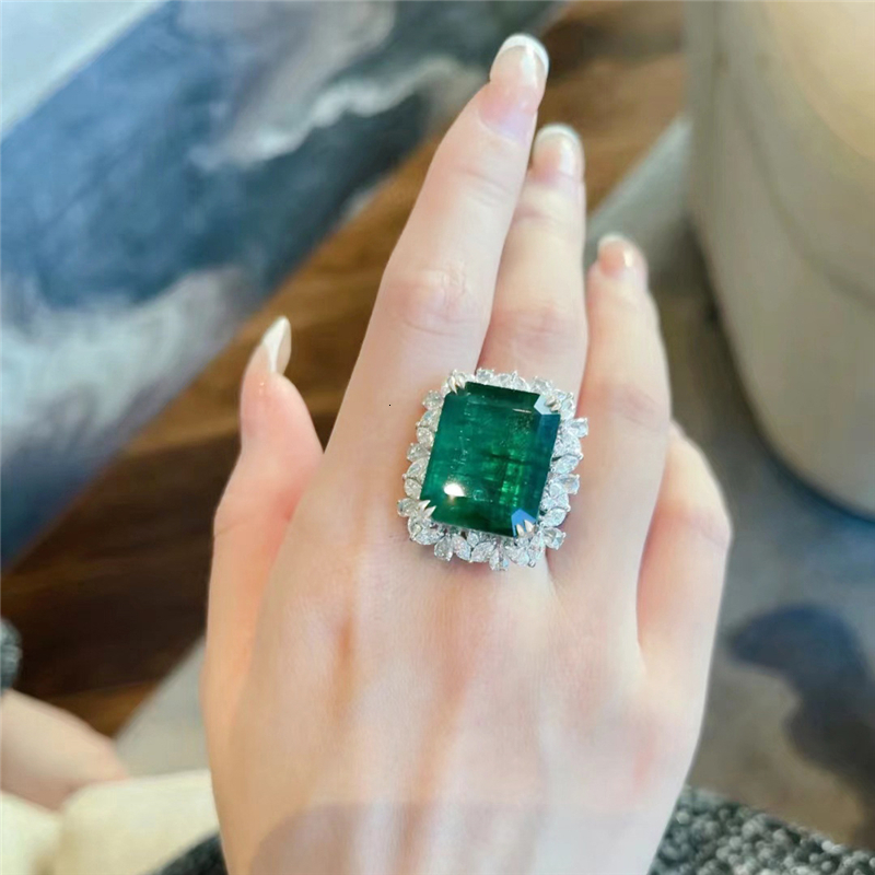 Solitaire Ring Japanese And Korean High Quality Fashion Emerald Ring Ladies All Match Birthday Party High End Jewelry Gift 23