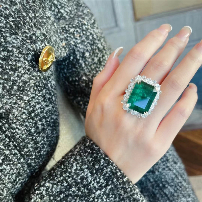 Solitaire Ring Japanese And Korean High Quality Fashion Emerald Ring Ladies All Match Birthday Party High End Jewelry Gift 23