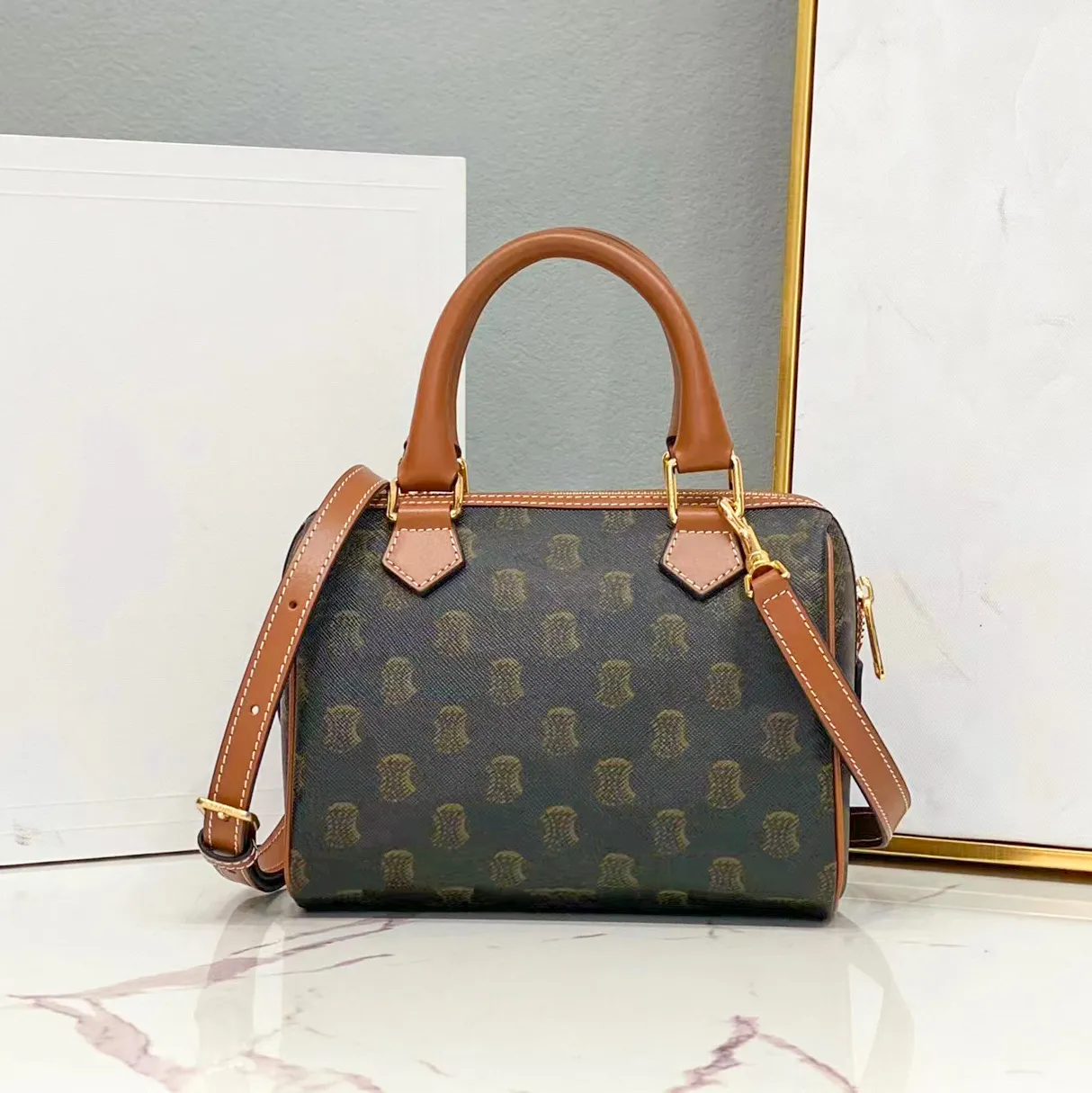 mirror quality Mini TRIOMPHE CANVAS boston Bag Luxury Designer tote handbag leather clutch top handle shoulder bag Women's men luggage cross body weekend Bags, Customize
mirror quality Mini TRIOMPHE CANVAS boston Bag Luxury Designer tote handbag leather clutch top handle shoulder bag Women's men luggage cross body weekend Bags, Customize