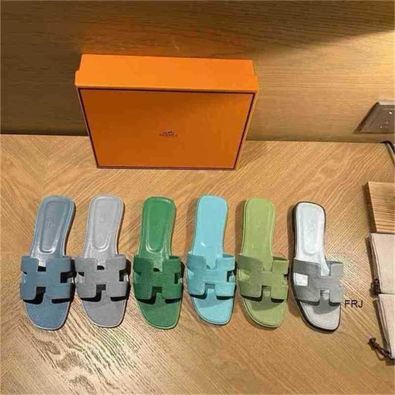 Oran Sandals Designer H erms Slippers Sandals Cowhide White Palmprint for Years Have Origina
Oran Sandals Designer H erms Slippers Sandals Cowhide White Palmprint for Years Have Origina