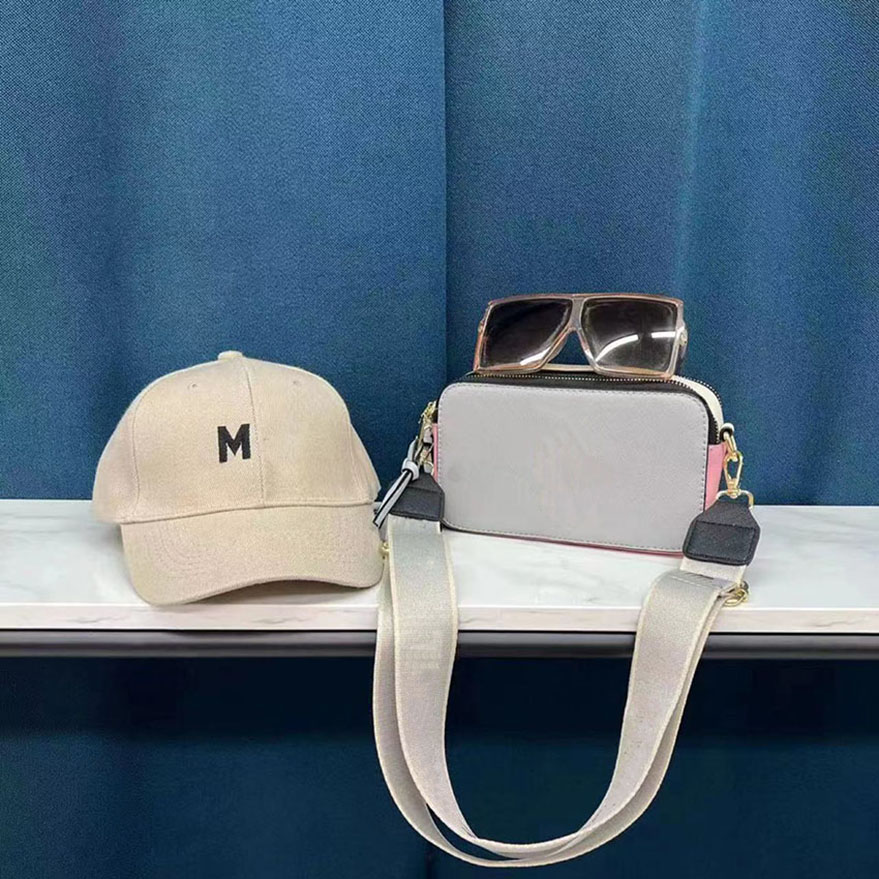 Designer Luxury snapshot shoulder bag fashion womens mens ladies Handbag Famous Camera bags Small Crossbody purse Women crossbody marc, Grey golden logo
Designer Luxury snapshot shoulder bag fashion womens mens ladies Handbag Famous Camera bags Small Crossbody purse Women crossbody marc, Grey golden logo