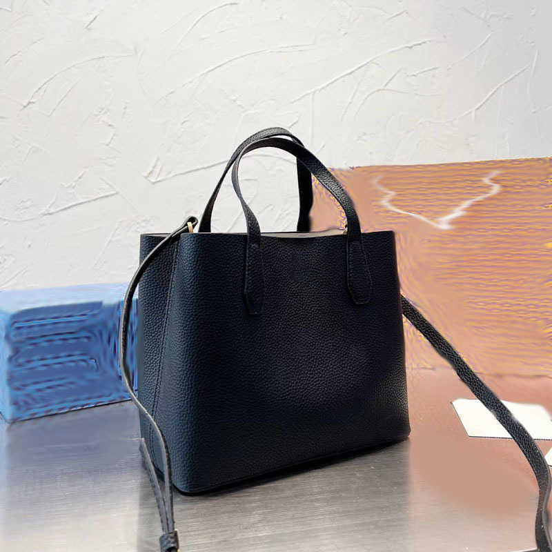 Totes Shoulder Bags Women's Designer Bags Luxury HandBag Tote High Quality Capacity Leather Chain Shopping Handbags 220902/0907, Brown 
Totes Shoulder Bags Women's Designer Bags Luxury HandBag Tote High Quality Capacity Leather Chain Shopping Handbags 220902/0907, Brown