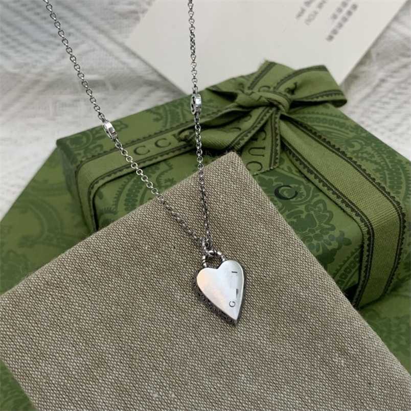 20% off 2023 New designer jewelry bracelet necklace ring Love Pendant 925 pattern heart-shaped old men's women's couple
20% off 2023 New designer jewelry bracelet necklace ring Love Pendant 925 pattern heart-shaped old men's women's couple