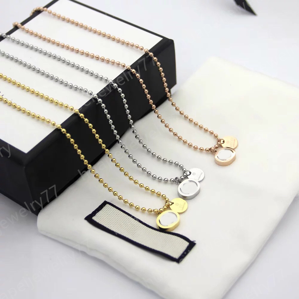 2023 Luxury Designer Double Letter Necklace Brand Jewlery for Women Stainless Steel Necklace 18K Gold Plated Chain Three Color
2023 Luxury Designer Double Letter Necklace Brand Jewlery for Women Stainless Steel Necklace 18K Gold Plated Chain Three Color