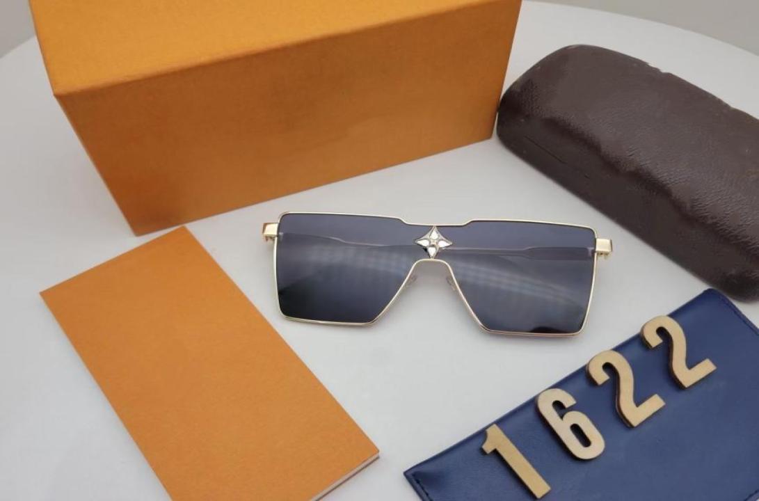 Luxur Top Quality Classic Pilot 1622 Cyclone Sunglasses Designer Brand fashion Mens Womens Sun Glasses Eyewear Metal Glass Lenses 5897548
Luxur Top Quality Classic Pilot 1622 Cyclone Sunglasses Designer Brand fashion Mens Womens Sun Glasses Eyewear Metal Glass Lenses 5897548