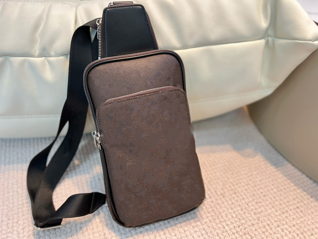One Shoulder Bag Designer Shoulder Bag Popular leather rectangular Designer bag buckle simple stylish and nice looking, Brown
One Shoulder Bag Designer Shoulder Bag Popular leather rectangular Designer bag buckle simple stylish and nice looking, Brown