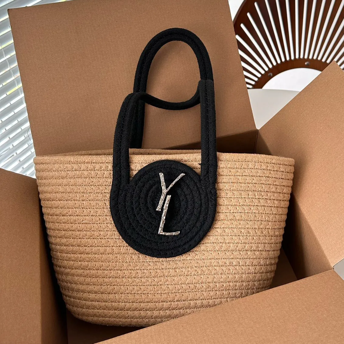 Women's designer fashion handbag Luxury brand braided straw beach bag women's knitted handbag oversized female shopper summer beach womens totes bags, #1
Women's designer fashion handbag Luxury brand braided straw beach bag women's knitted handbag oversized female shopper summer beach womens totes bags, #1