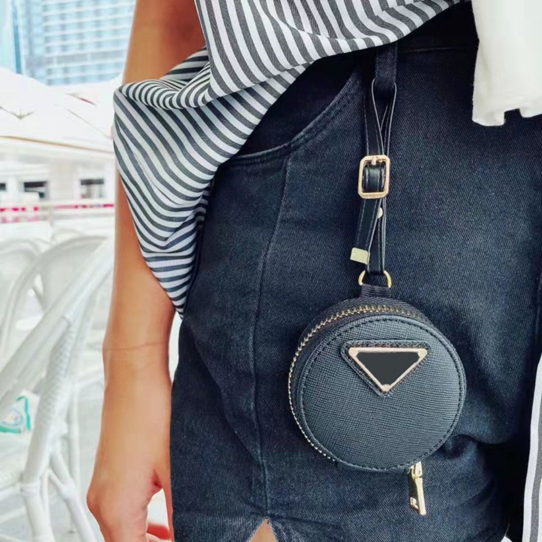 Designer Headphone Accessories Airpods Cases For 1/2 3 Airpod Pro Universal Case Classic Letter Black Protection Shell Earphone Package Key Chain Bag