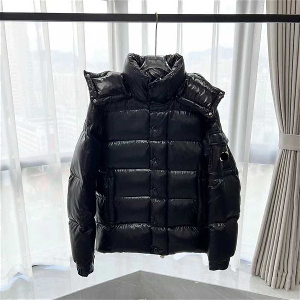 Designer Moncle r 70th anniversary monclair Mens Down Jackets Luxurious Classic Embroidered Badge Outerwear coats Padded Hooded winter Jacket Parkas0 5 V38R, Purple
Designer Moncle r 70th anniversary monclair Mens Down Jackets Luxurious Classic Embroidered Badge Outerwear coats Padded Hooded winter Jacket Parkas0 5 V38R, Purple